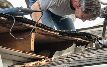 common causes of Stacksford fascia damage